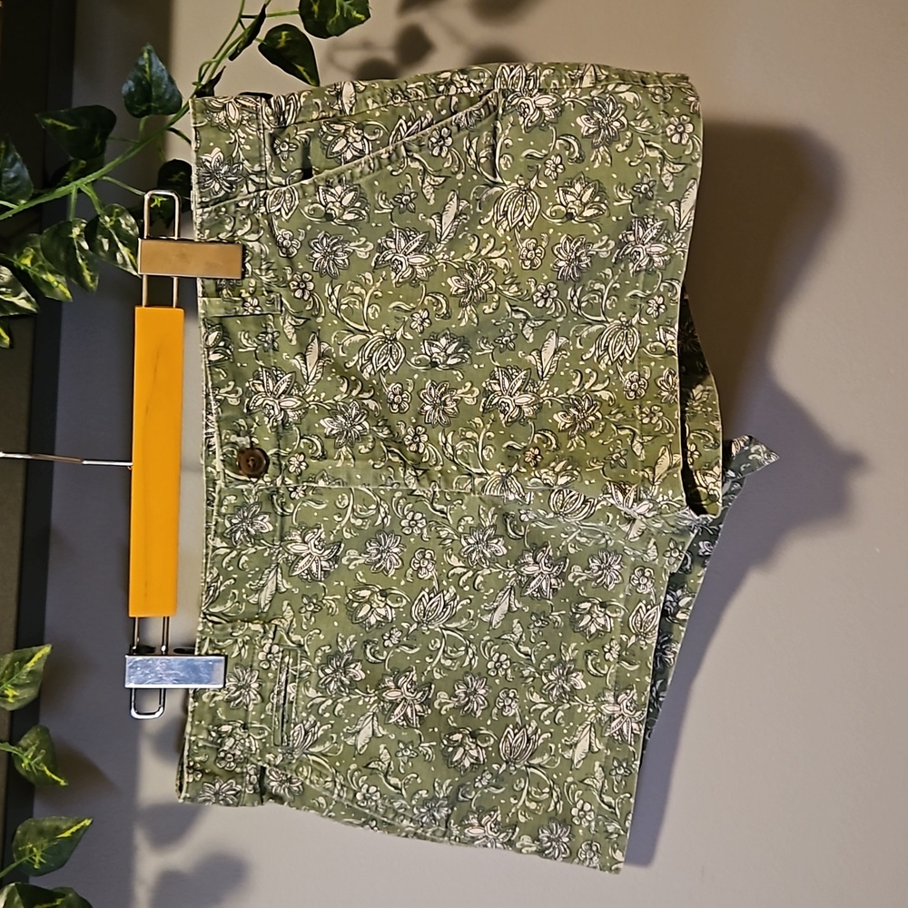 Gap Floral Summer Short